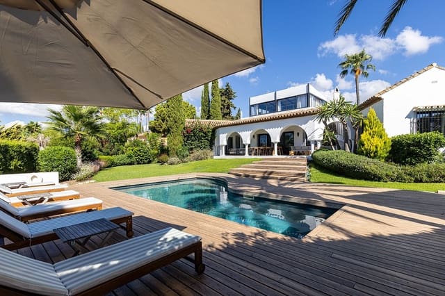 5 soverom Villa til salgs i Marbella med svømmebasseng garasje - € 2 395 000 (Ref: 10119701)