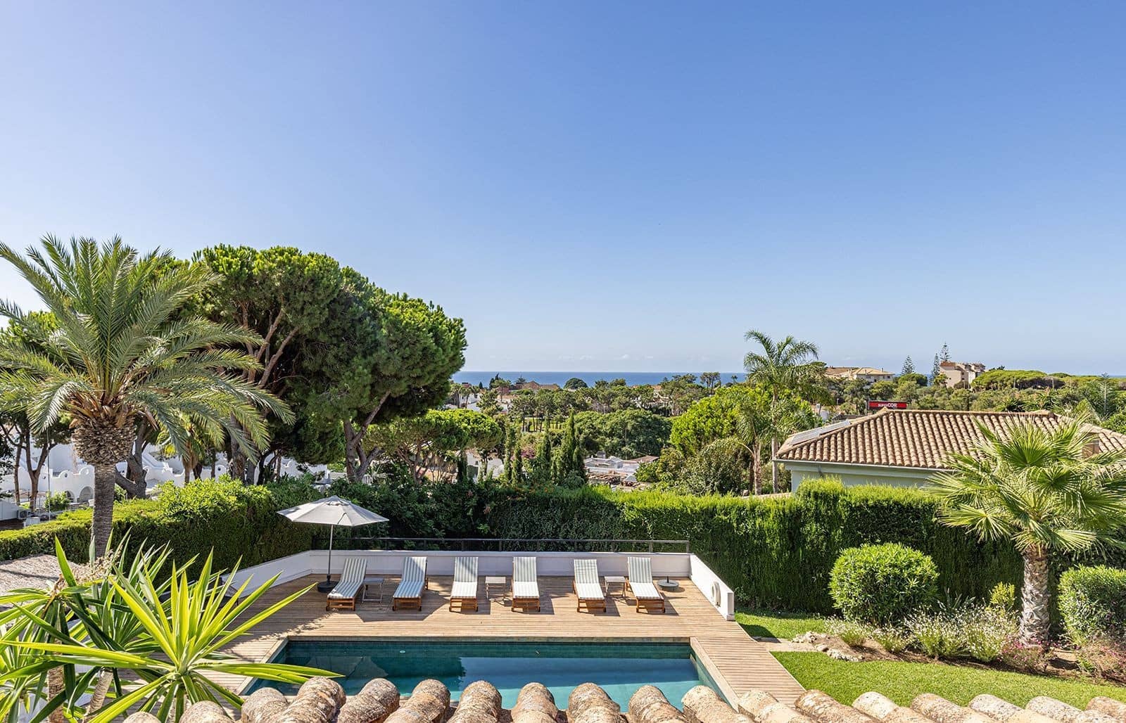 5 soverom Villa til salgs i Marbella med svømmebasseng garasje - € 2 395 000 (Ref: 10119701)