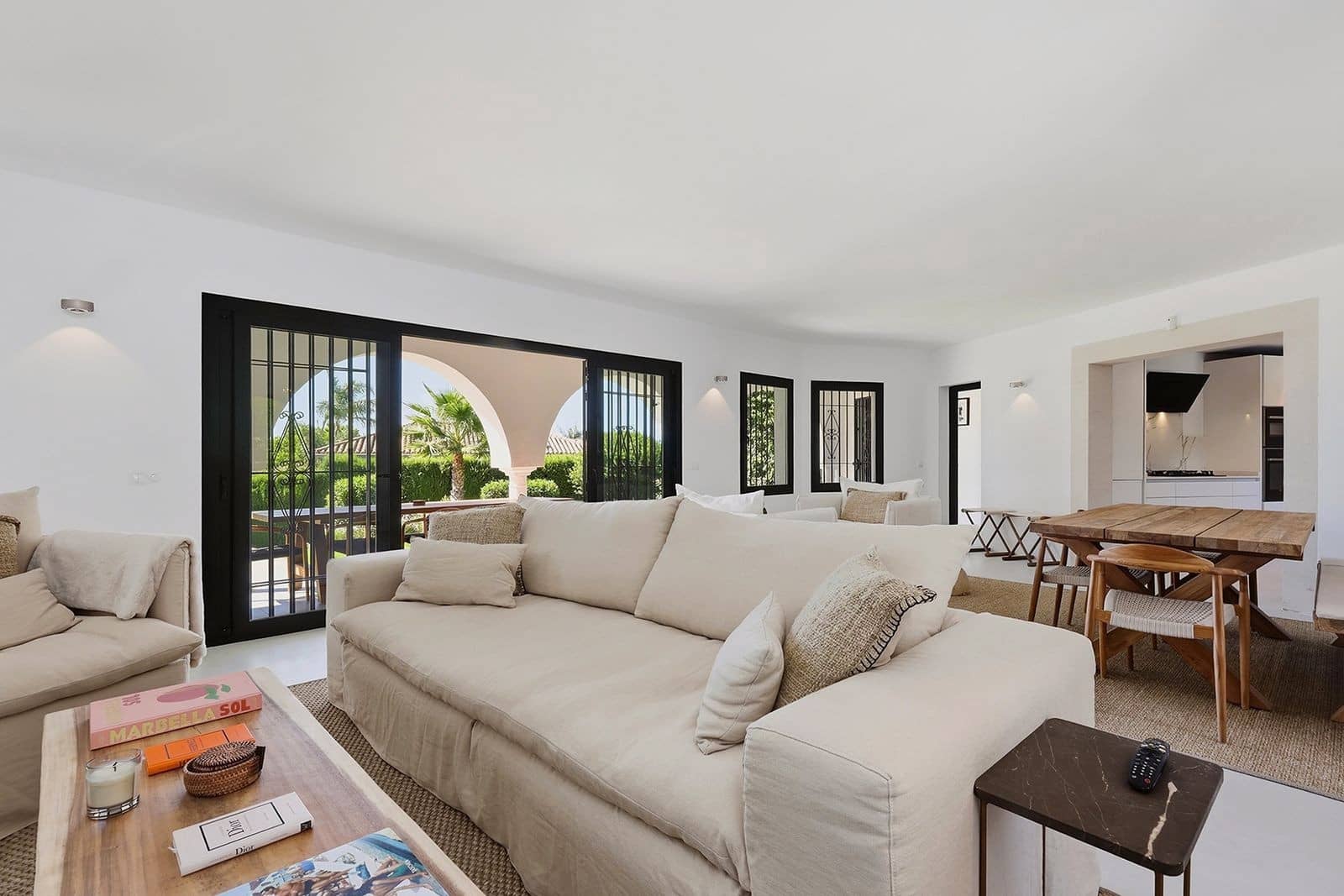 5 soverom Villa til salgs i Marbella med svømmebasseng garasje - € 2 395 000 (Ref: 10119701)