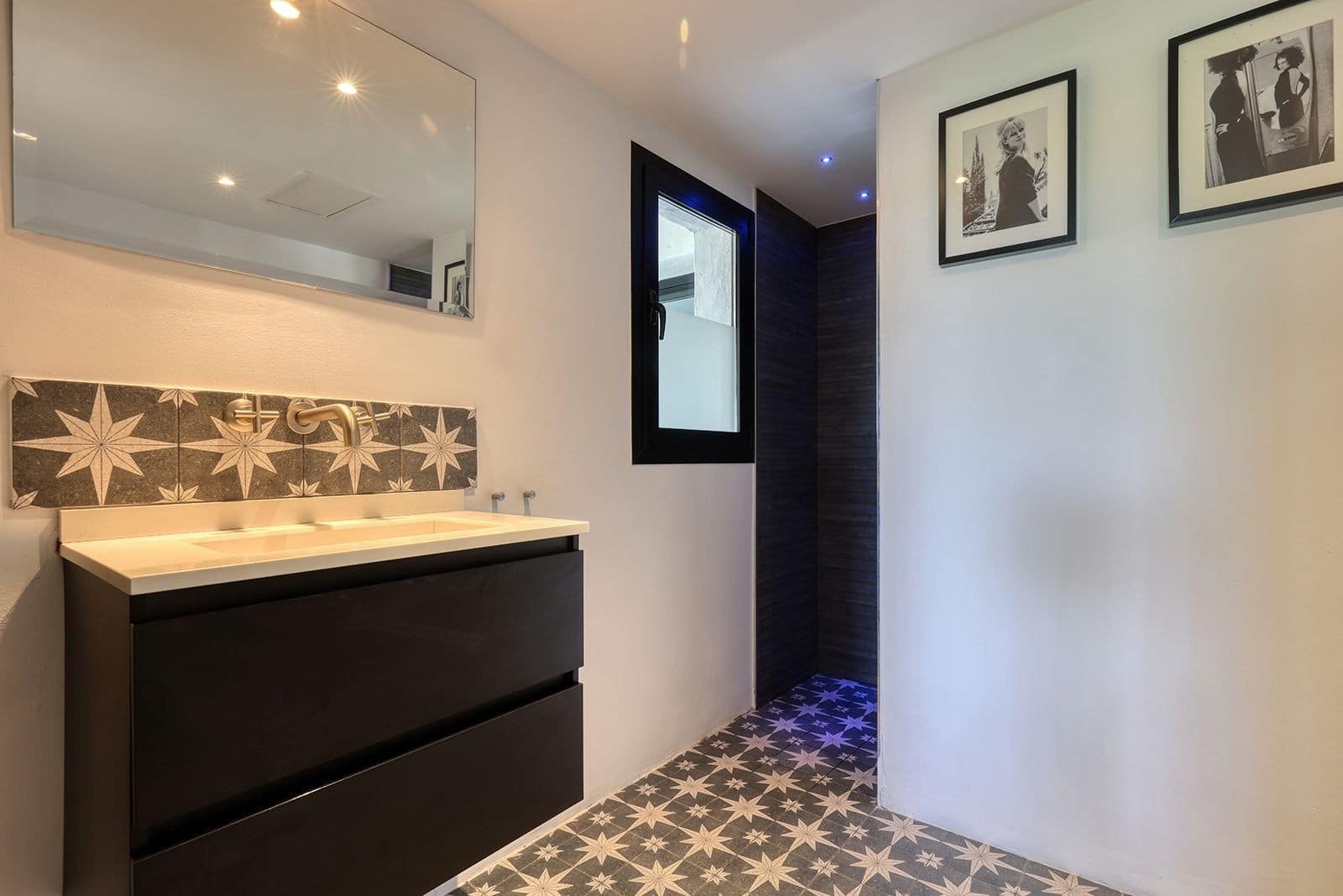 5 soverom Villa til salgs i Marbella med svømmebasseng garasje - € 2 395 000 (Ref: 10119701)