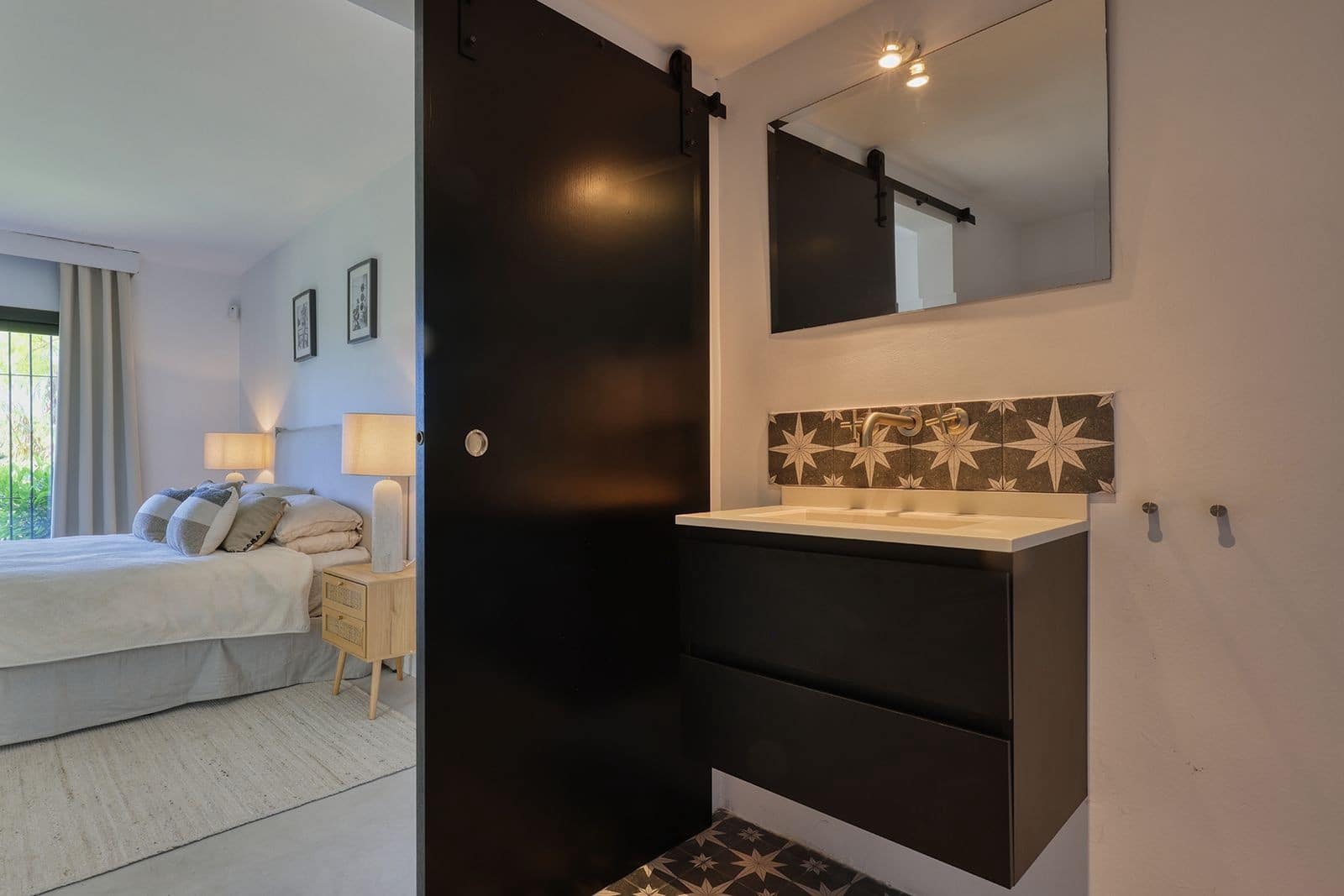 5 soverom Villa til salgs i Marbella med svømmebasseng garasje - € 2 395 000 (Ref: 10119701)