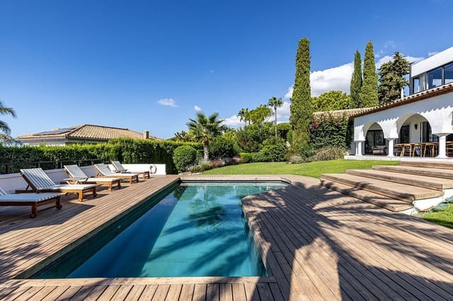 5 soverom Villa til salgs i Marbella med svømmebasseng garasje - € 2 395 000 (Ref: 10119701)