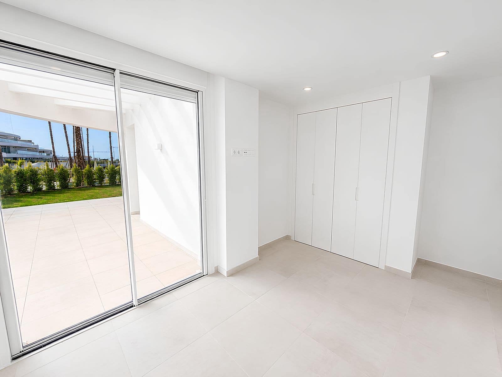3 makuuhuone Huoneisto myytävänä paikassa La Cala de Mijas mukana uima-altaan 
autotalli - 895 000 € (Ref: 10124278)