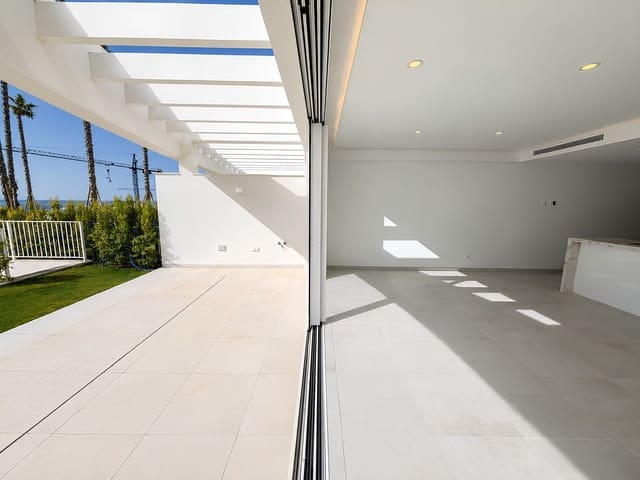 3 makuuhuone Huoneisto myytävänä paikassa La Cala de Mijas, Mijas mukana uima-altaan 
autotalli - 895 000 € (Ref: 10124278)