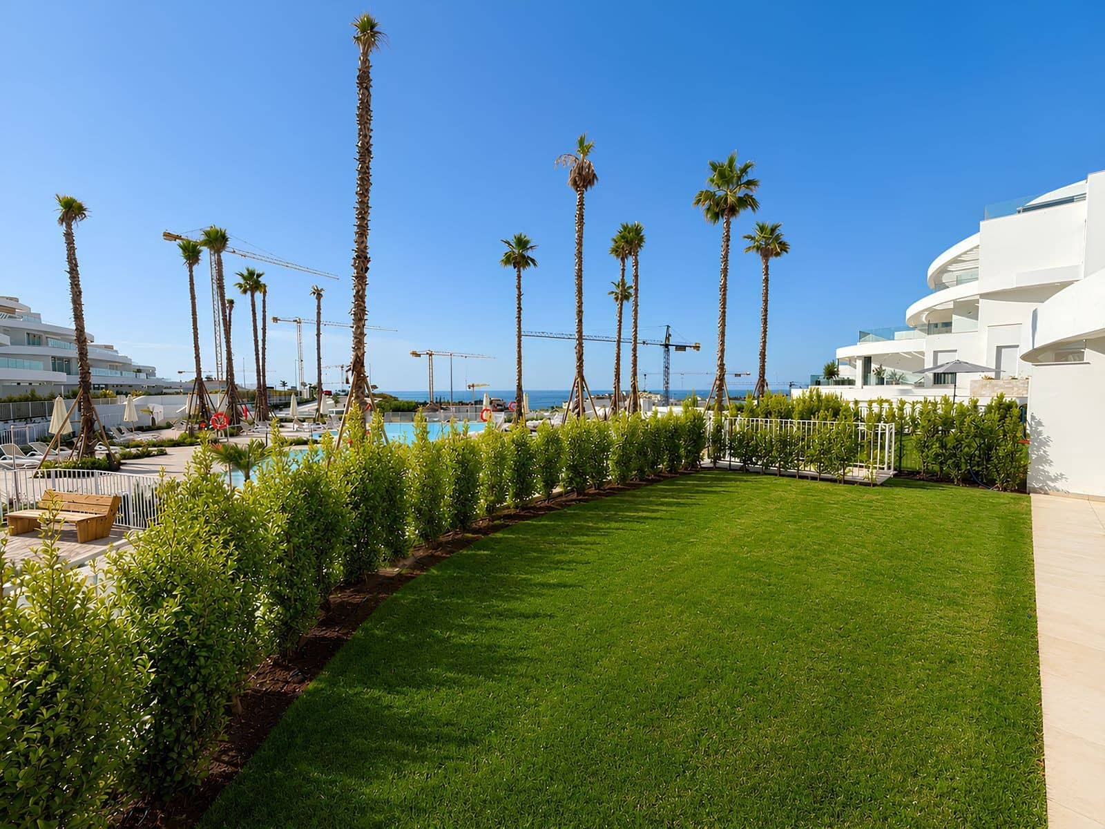 3 makuuhuone Huoneisto myytävänä paikassa La Cala de Mijas mukana uima-altaan 
autotalli - 895 000 € (Ref: 10124278)