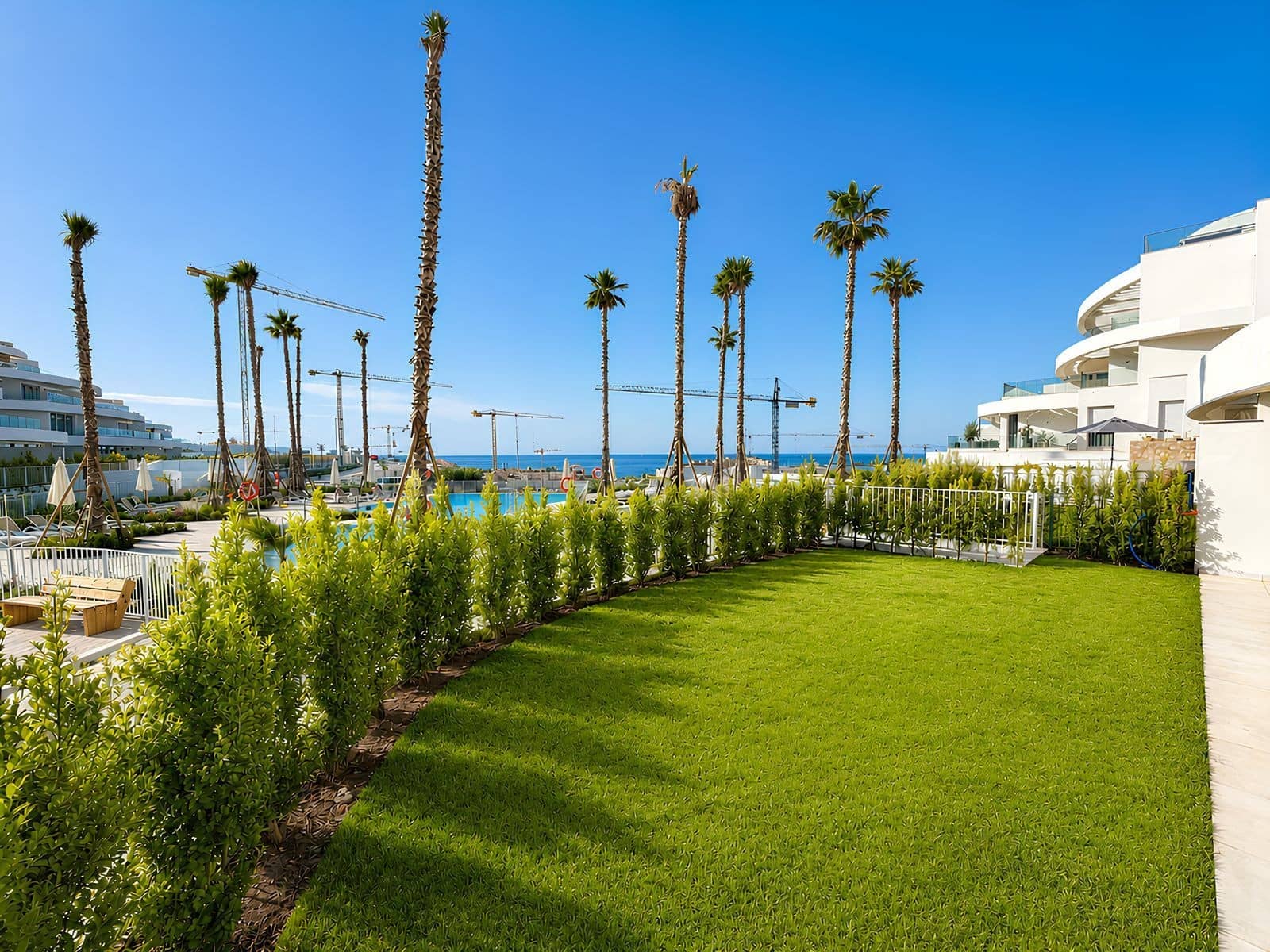 3 makuuhuone Huoneisto myytävänä paikassa La Cala de Mijas mukana uima-altaan 
autotalli - 895 000 € (Ref: 10124278)