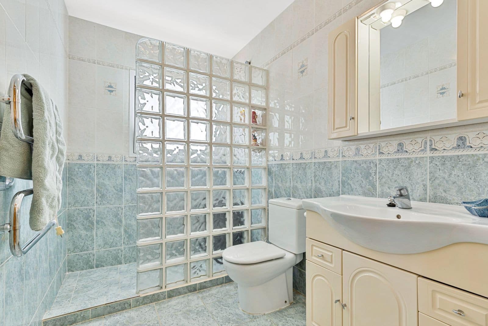 6 Zimmer Villa zu verkaufen in Valtocado mit Pool Garage - 1.397.000 € (Ref: 10124284)