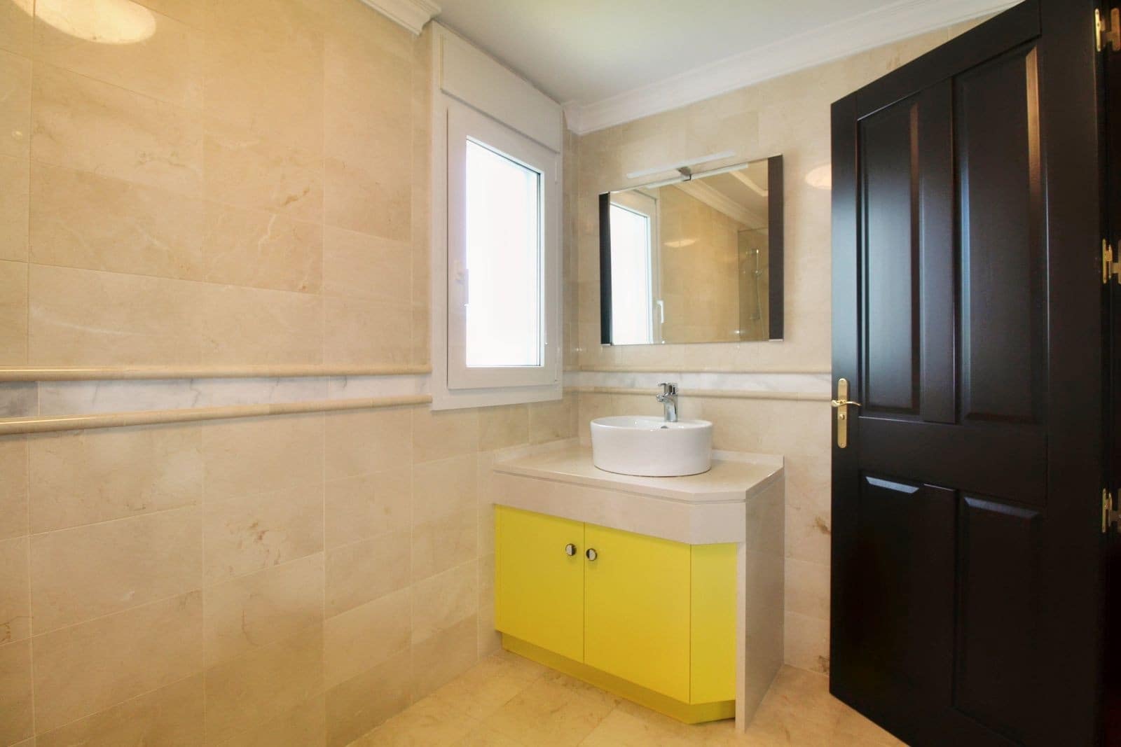 4 slaapkamer Villa te koop in Guadalmina met zwembad garage - € 1.900.000 (Ref: 10124285)