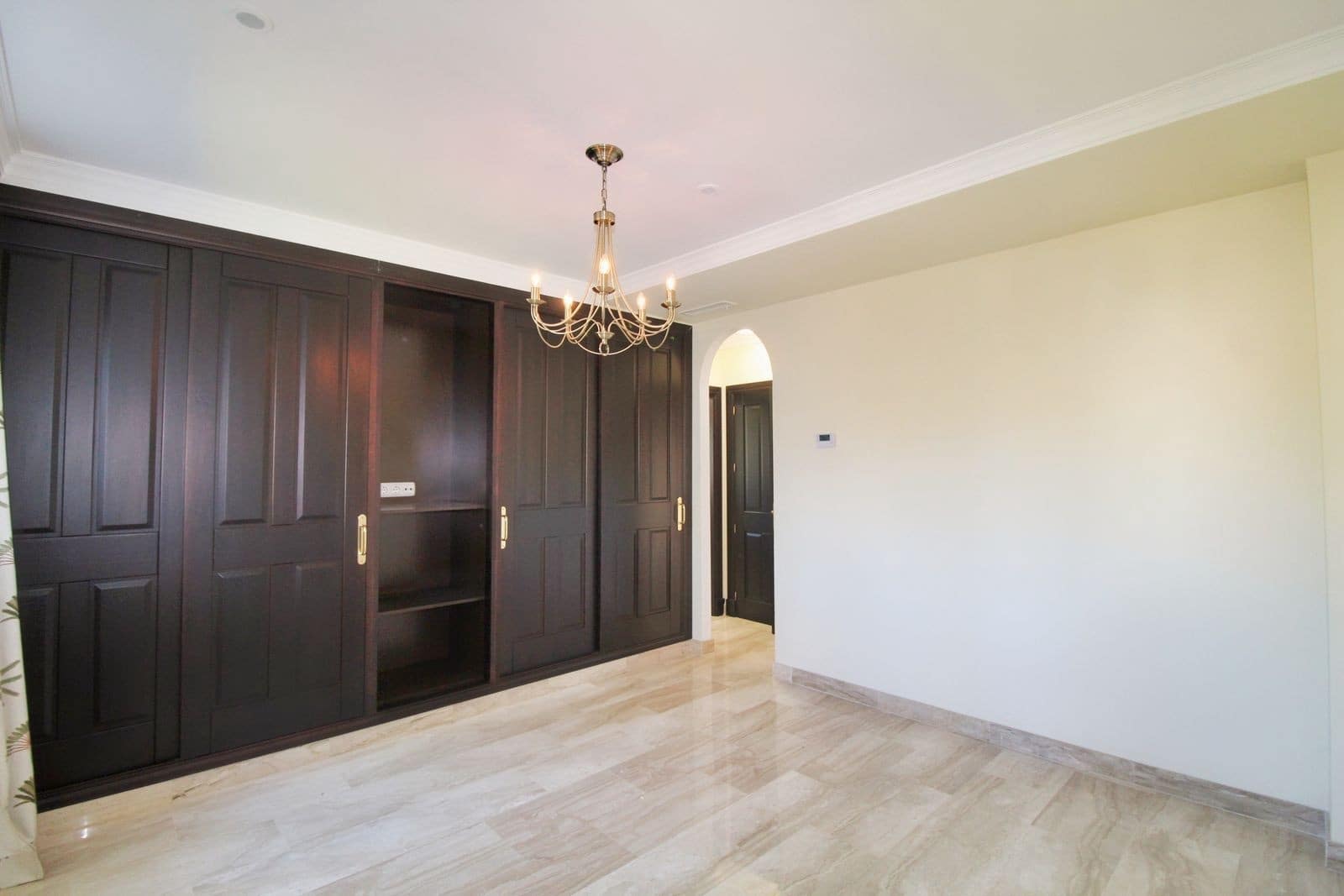 4 slaapkamer Villa te koop in Guadalmina met zwembad garage - € 1.900.000 (Ref: 10124285)