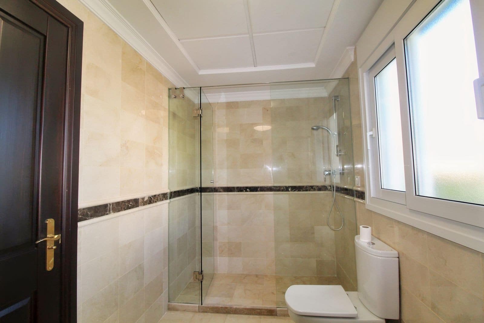 4 slaapkamer Villa te koop in Guadalmina met zwembad garage - € 1.900.000 (Ref: 10124285)