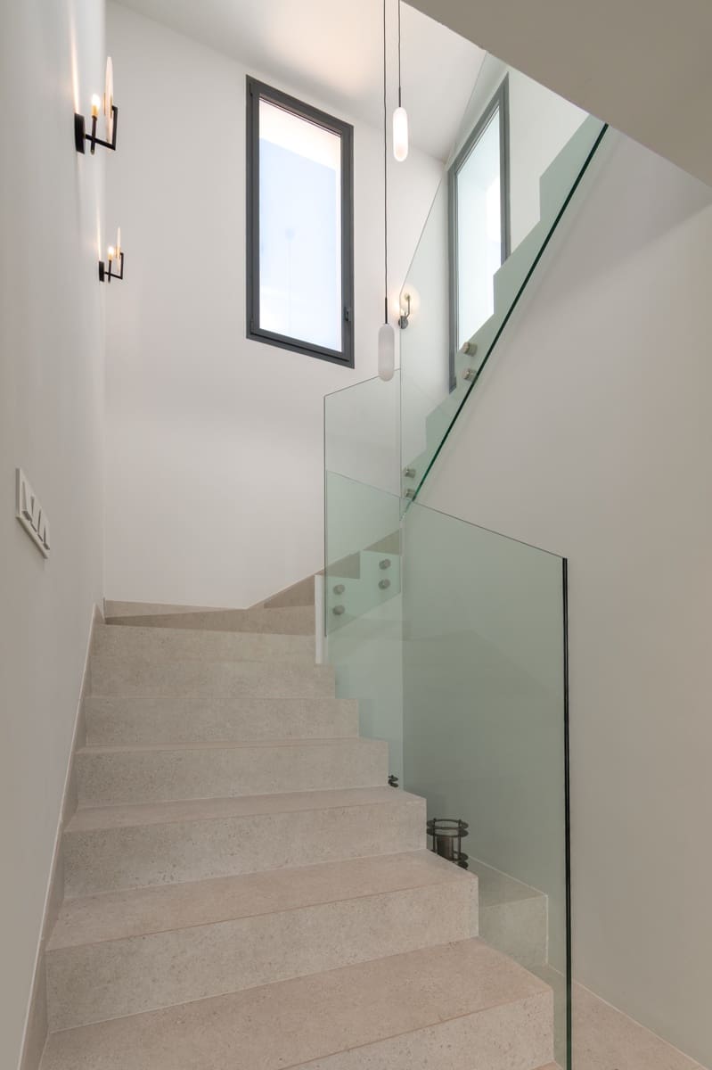 5 bedroom Villa for sale in Marbella with pool garage - € 5,200,000 (Ref: 10124286)