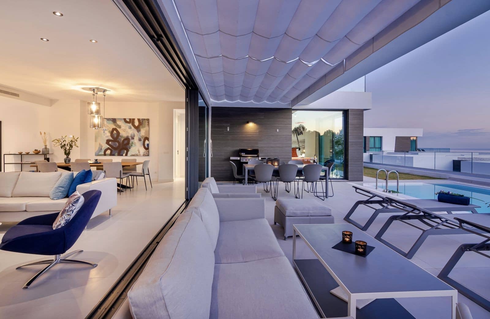 4 slaapkamer Villa te koop in Calahonda met zwembad garage - € 1.995.000 (Ref: 10129072)