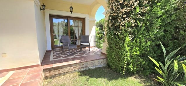 5 makuuhuone Huvila myytävänä paikassa Calahonda, Mijas mukana uima-altaan 
autotalli - 1 890 000 € (Ref: 10131427)