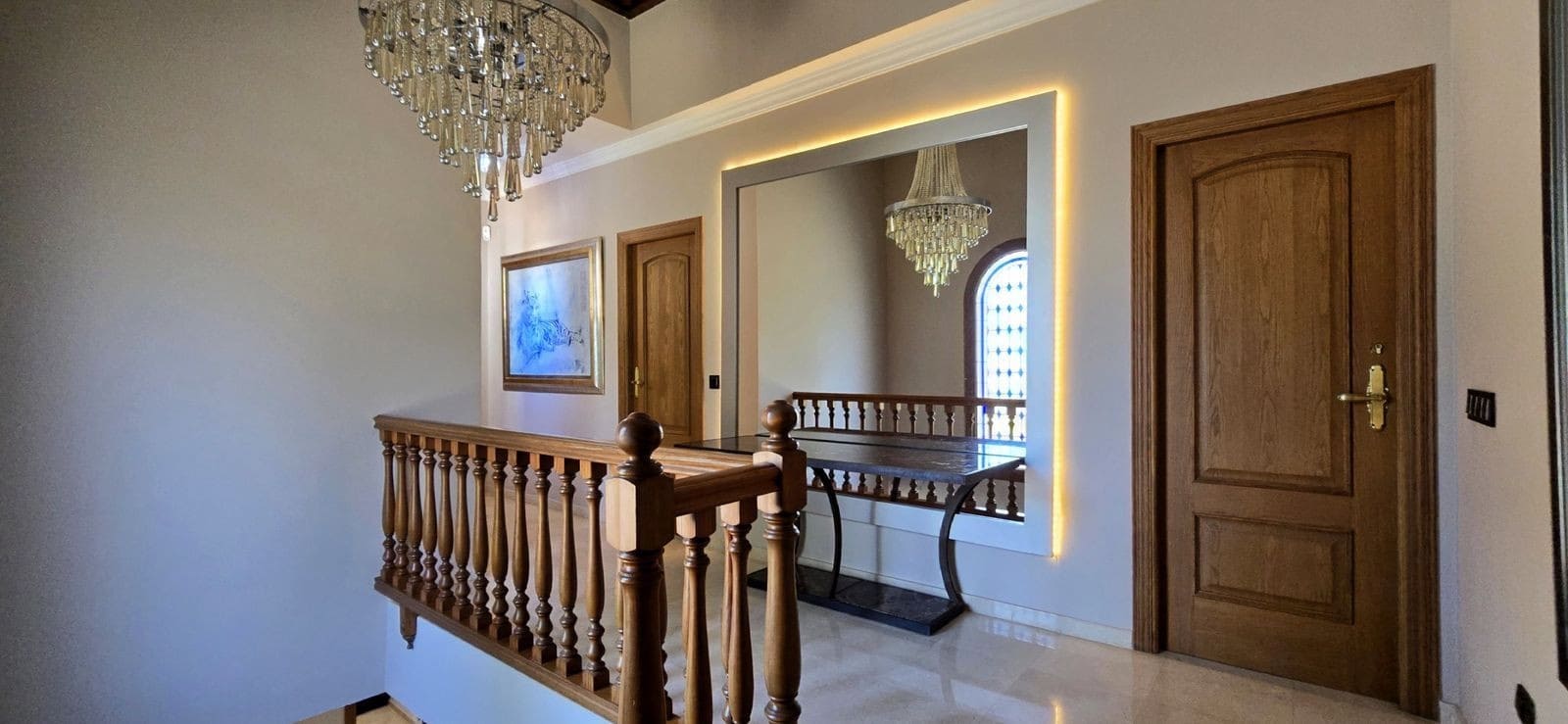 5 bedroom Villa for sale in Calahonda with pool garage - € 1,890,000 (Ref: 10131427)