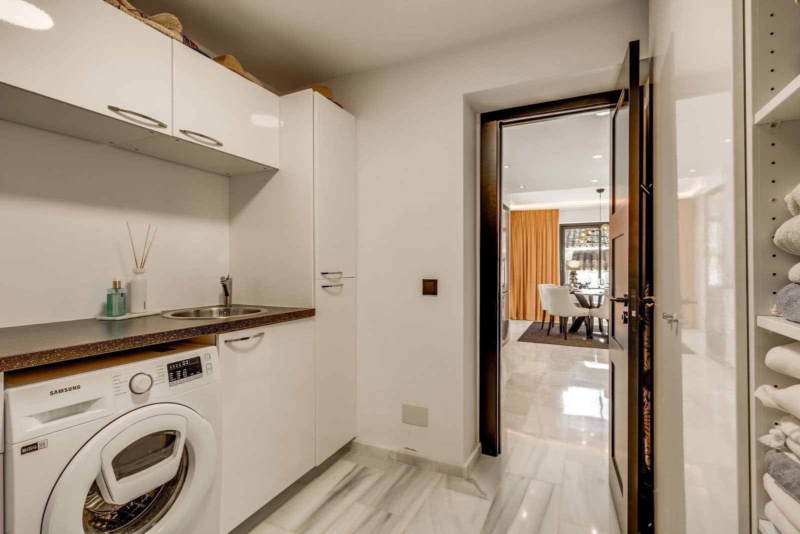 5 camera da letto Villa in vendita in Nueva Andalucia con piscina garage - 1.894.000 € (Rif: 10131429)