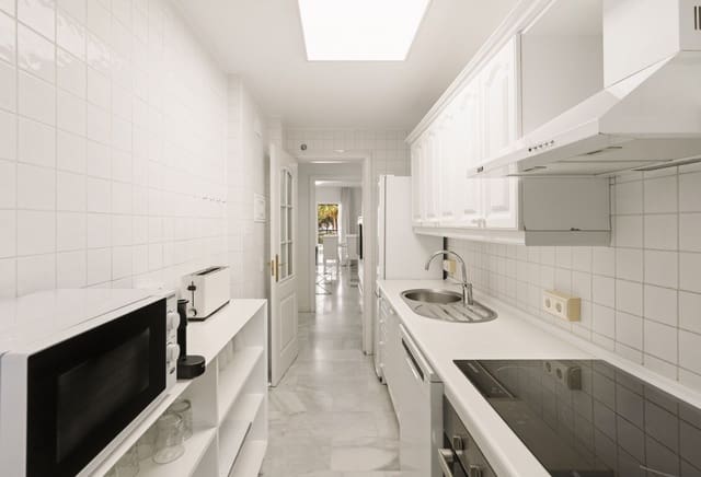 2 sypialnia Apartament na sprzedaż w Calahonda, Mijas z basenem garażem - 650 000 € (Ref: 10139441)