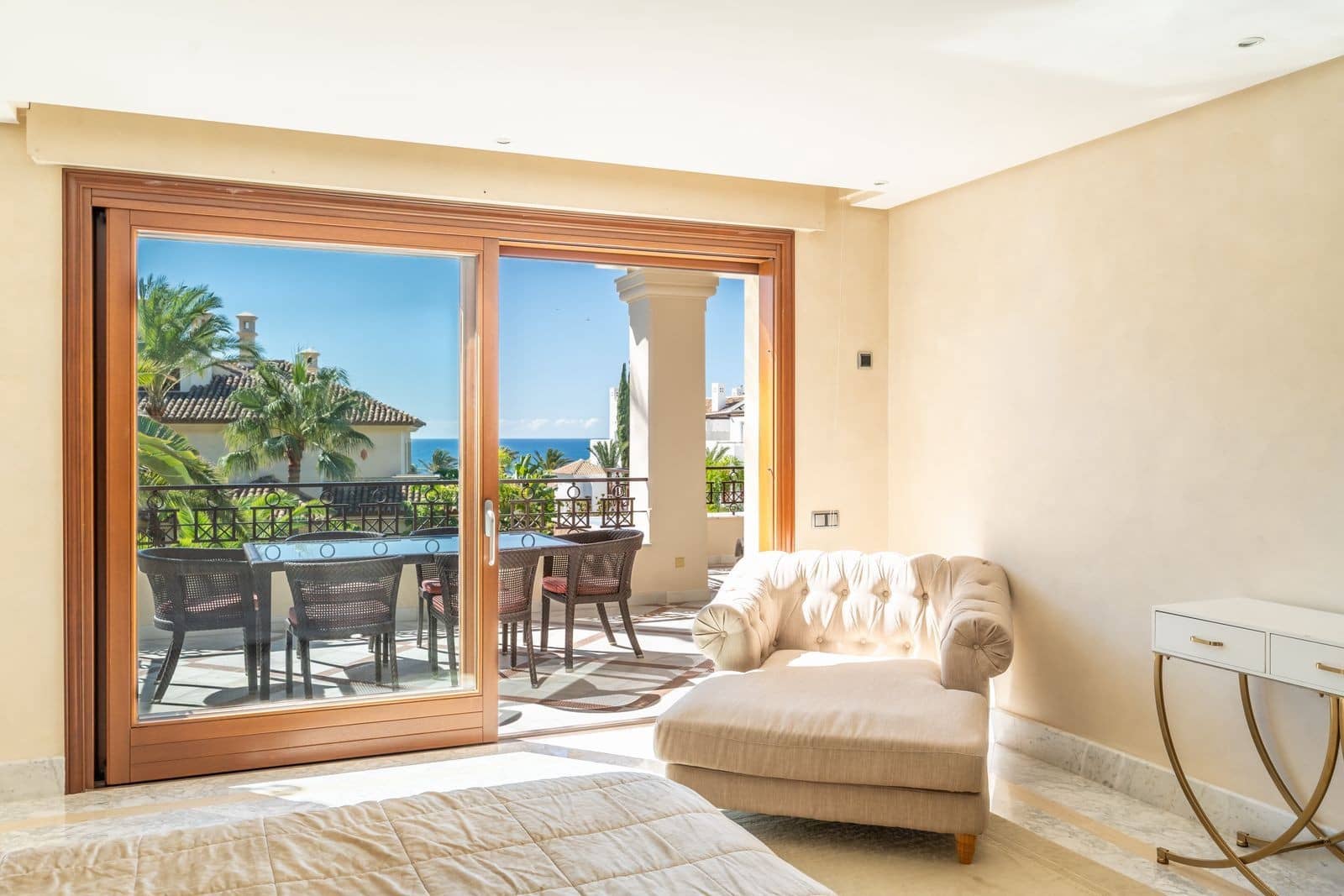 3 bedroom Apartment for sale in Marbella with pool garage - € 3,600,000 (Ref: 10139443)