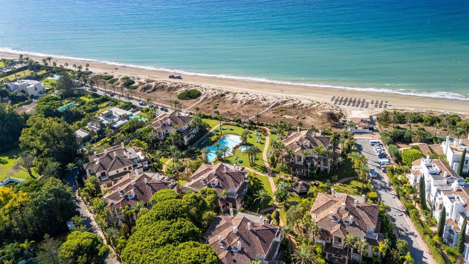 3 bedroom Apartment for sale in Marbella with pool garage - € 3,600,000 (Ref: 10139443)