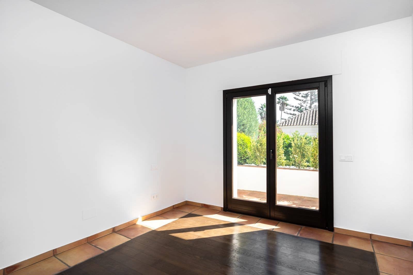 6 soveværelse Villa til salg i Guadalmina med swimmingpool garage - € 3.450.000 (Ref: 10139444)