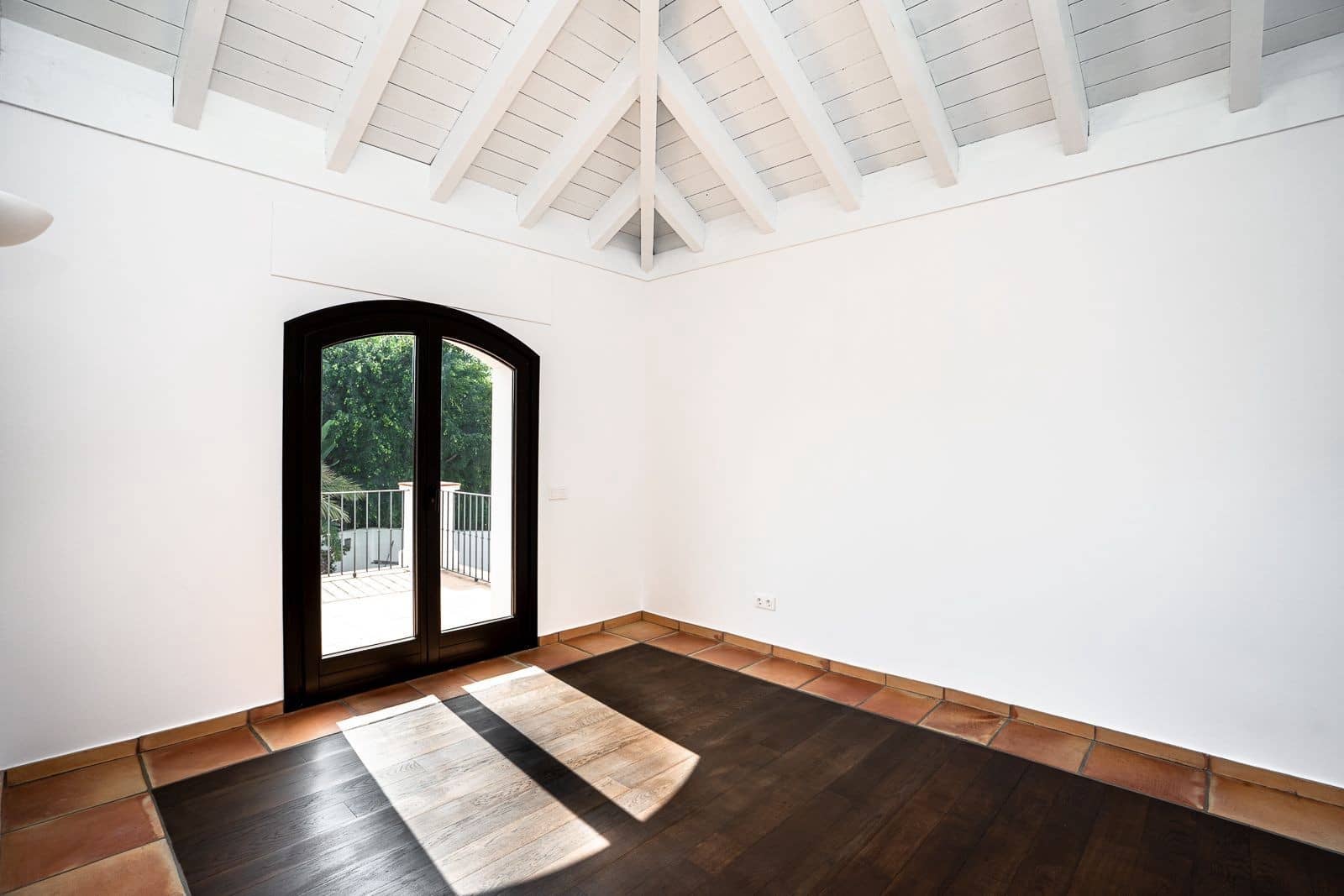 6 soveværelse Villa til salg i Guadalmina med swimmingpool garage - € 3.450.000 (Ref: 10139444)