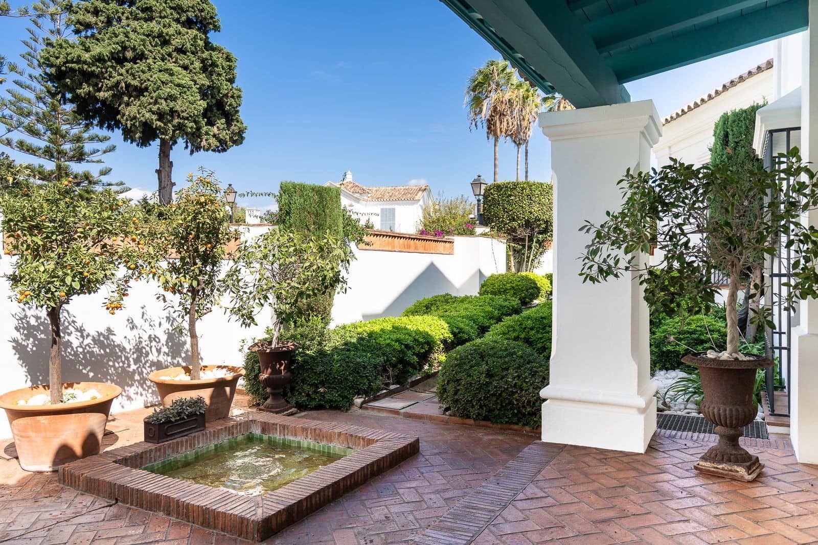 6 soveværelse Villa til salg i Guadalmina med swimmingpool garage - € 3.450.000 (Ref: 10139444)