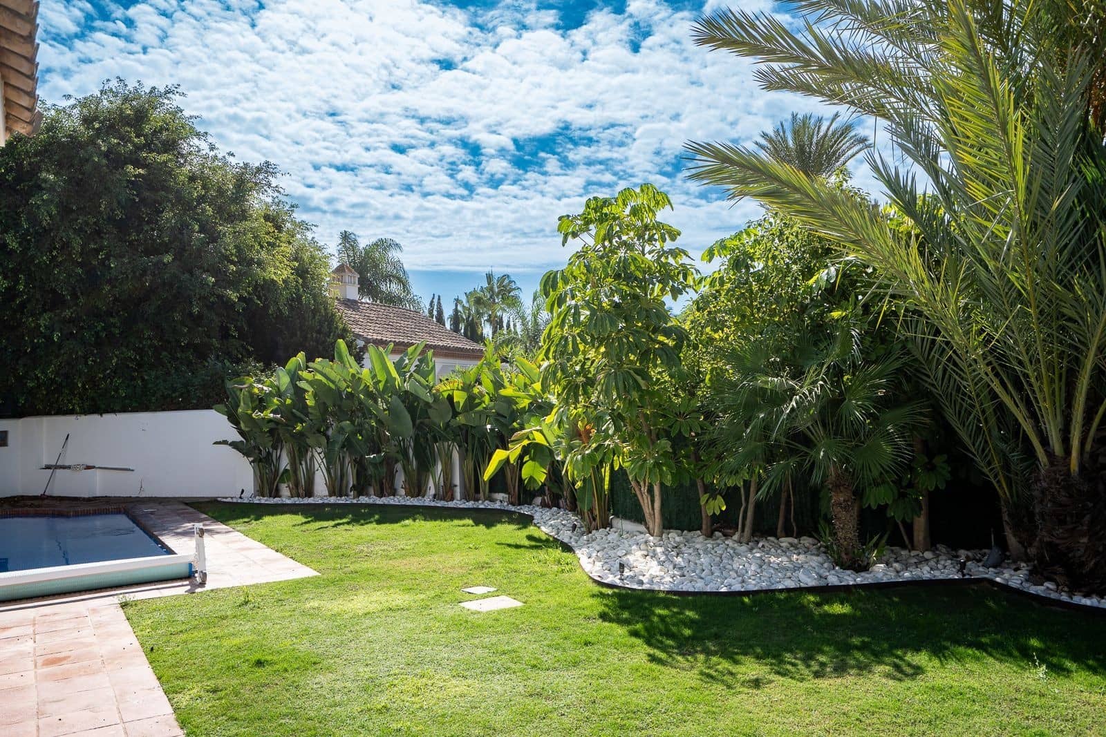 6 soveværelse Villa til salg i Guadalmina med swimmingpool garage - € 3.450.000 (Ref: 10139444)