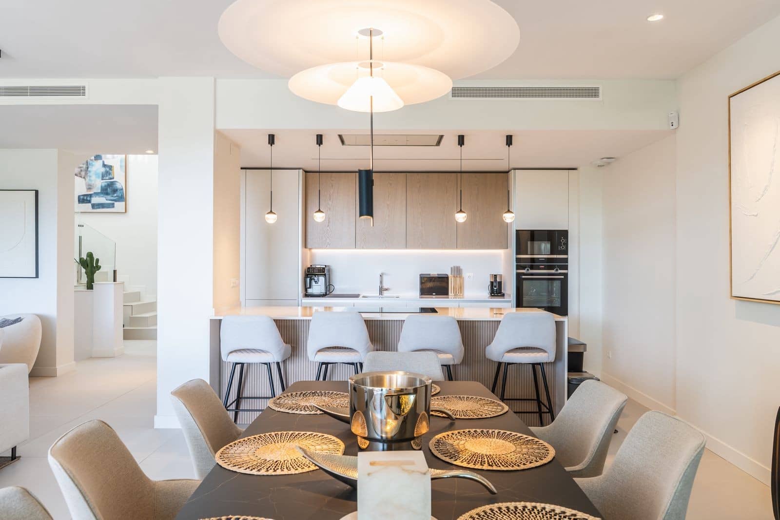 Pareado de 4 habitaciones en Marbella en venta con piscina garaje - 2.550.000 € (Ref: 10139445)