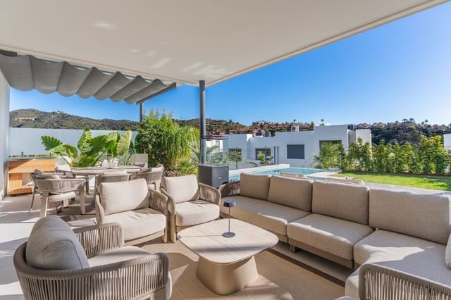 Pareado de 4 habitaciones en Marbella en venta con piscina garaje - 2.550.000 € (Ref: 10139445)