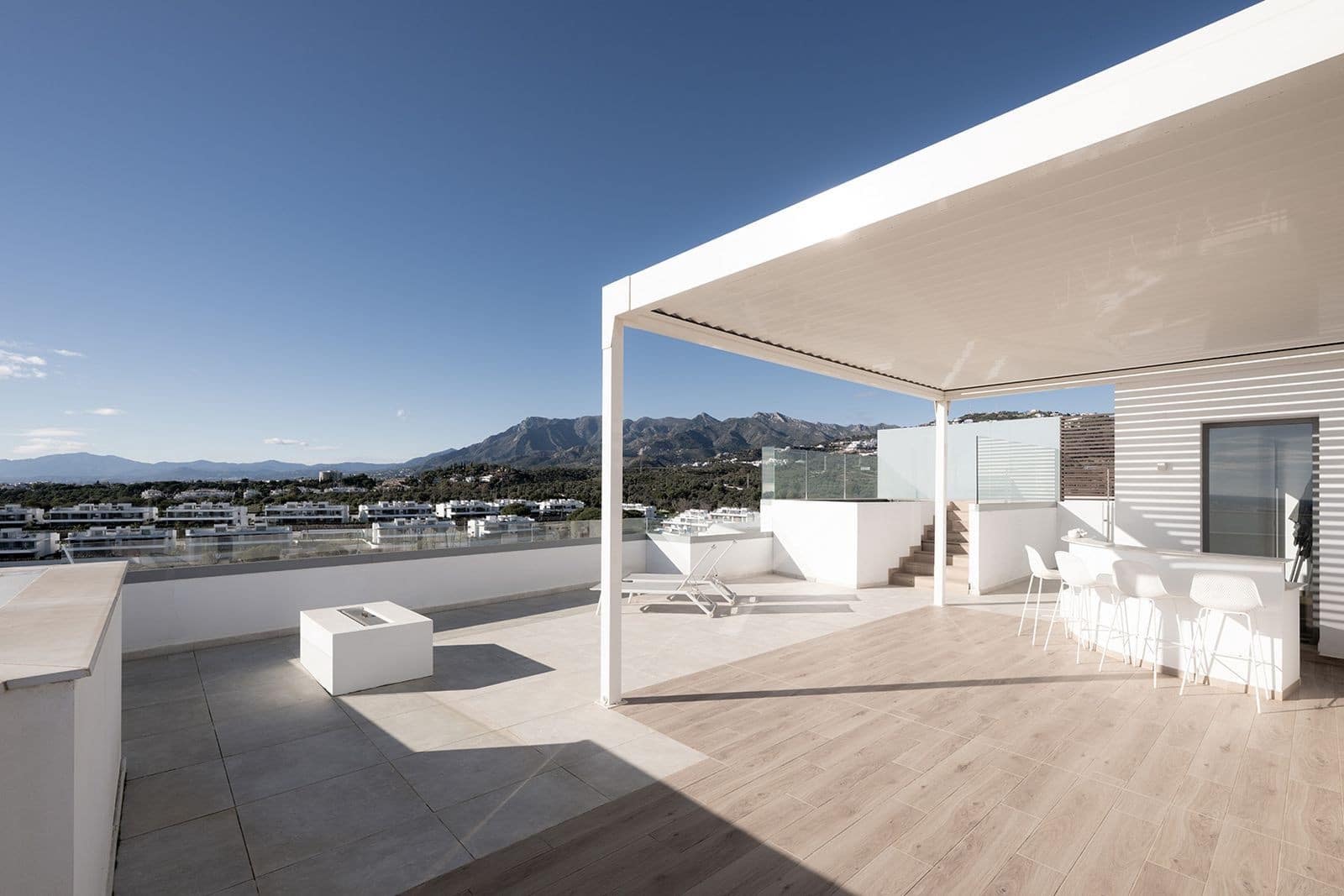 3 soveværelse Penthouse til salg i Marbella med swimmingpool garage - € 1.750.000 (Ref: 10146750)
