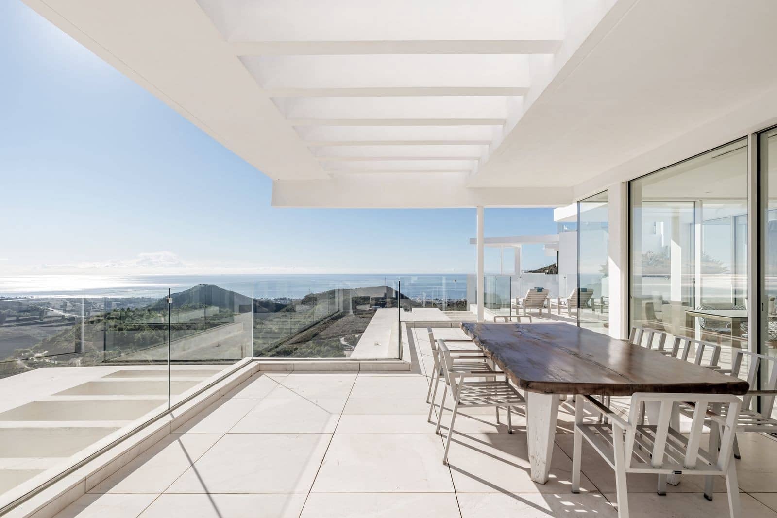 3 soverom Penthouse til salgs i Ojen med svømmebasseng garasje - € 1 675 000 (Ref: 10146751)