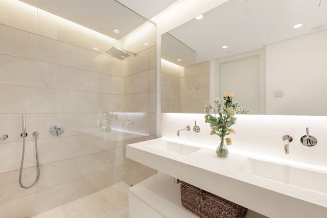 3 soverom Penthouse til salgs i Ojen med svømmebasseng garasje - € 1 675 000 (Ref: 10146751)