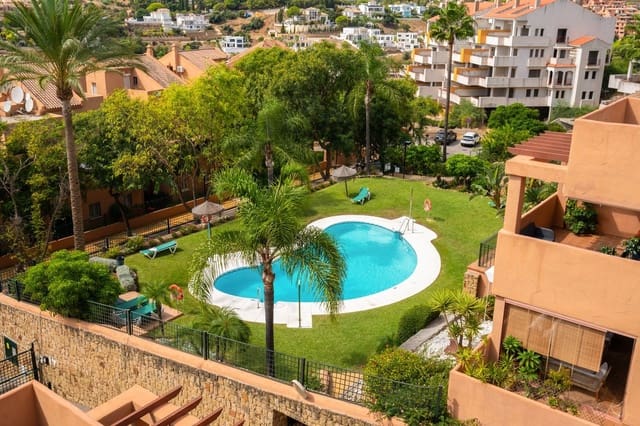 2 quarto Penthouse para venda em Marbella com piscina garagem - 435 000 € (Ref: 10154930)