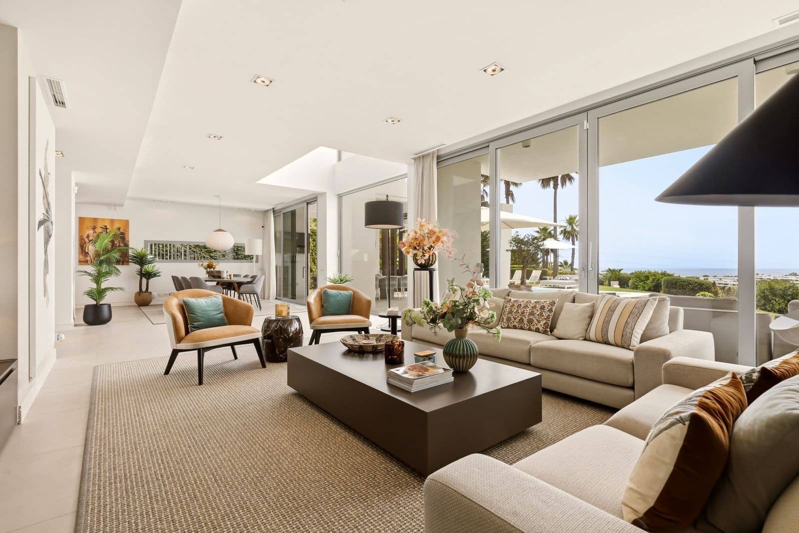 5 bedroom Villa for sale in Marbella with pool garage - € 4,750,000 (Ref: 10154932)