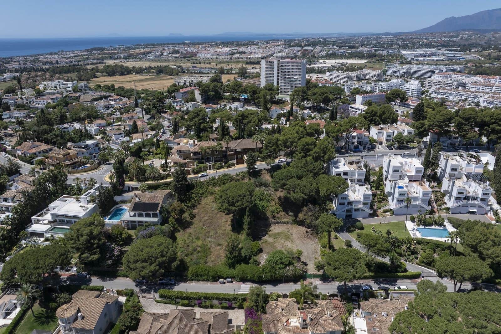 Tomt till salu i Nueva Andalucia - 2 975 000 € (Ref: 10154933)