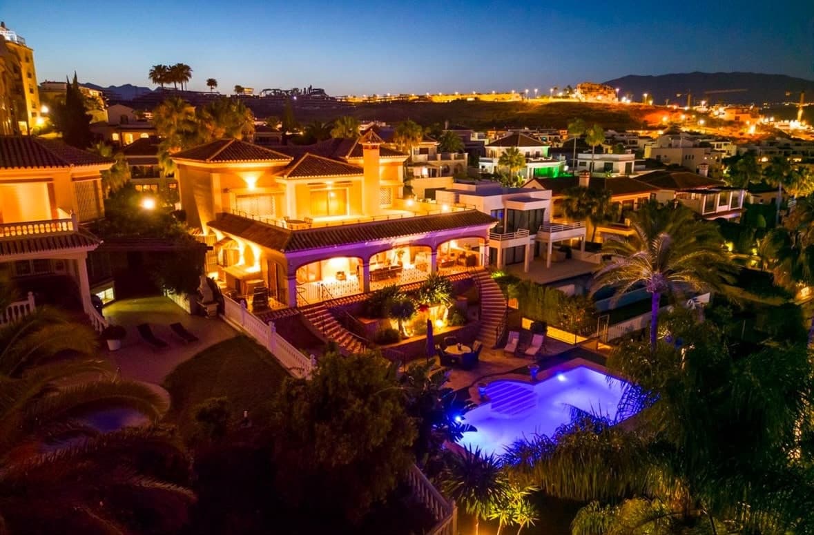 4 chambre Villa/Maison à vendre à La Cala de Mijas avec piscine garage - 2 950 000 € (Ref: 10154934)
