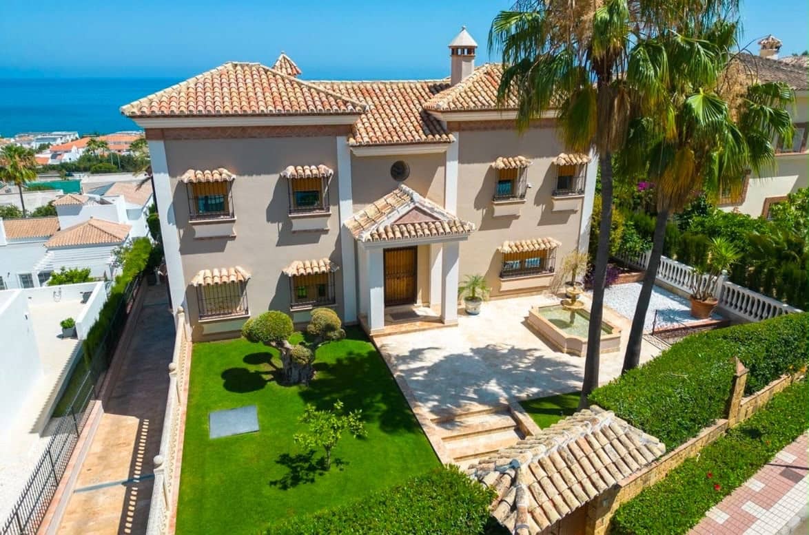 4 chambre Villa/Maison à vendre à La Cala de Mijas avec piscine garage - 2 950 000 € (Ref: 10154934)