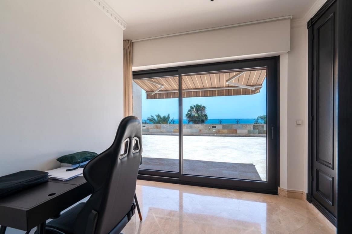 4 chambre Villa/Maison à vendre à La Cala de Mijas avec piscine garage - 2 950 000 € (Ref: 10154934)