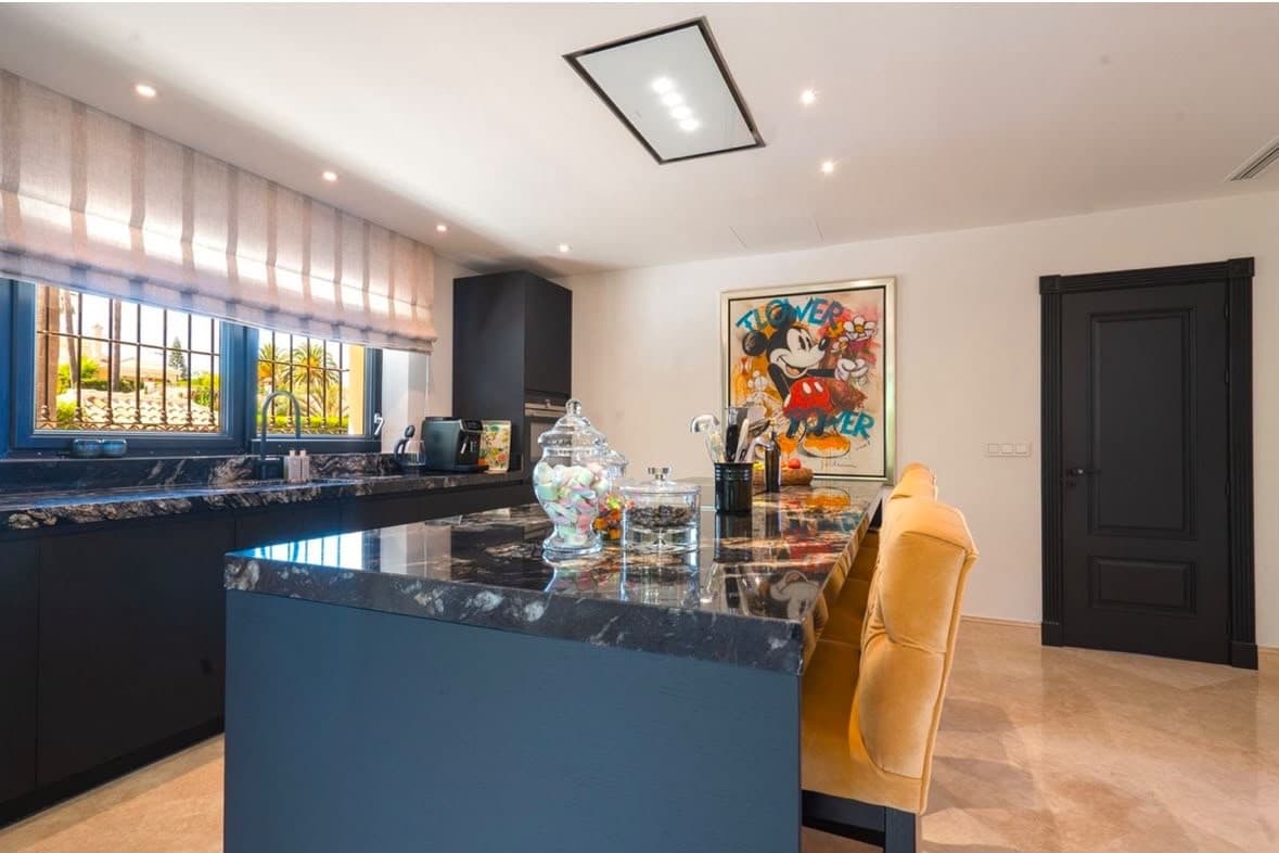 4 chambre Villa/Maison à vendre à La Cala de Mijas avec piscine garage - 2 950 000 € (Ref: 10154934)