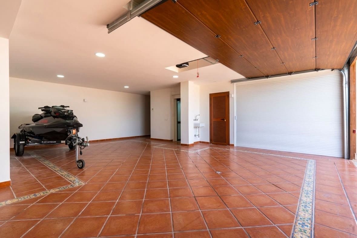 4 chambre Villa/Maison à vendre à La Cala de Mijas avec piscine garage - 2 950 000 € (Ref: 10154934)