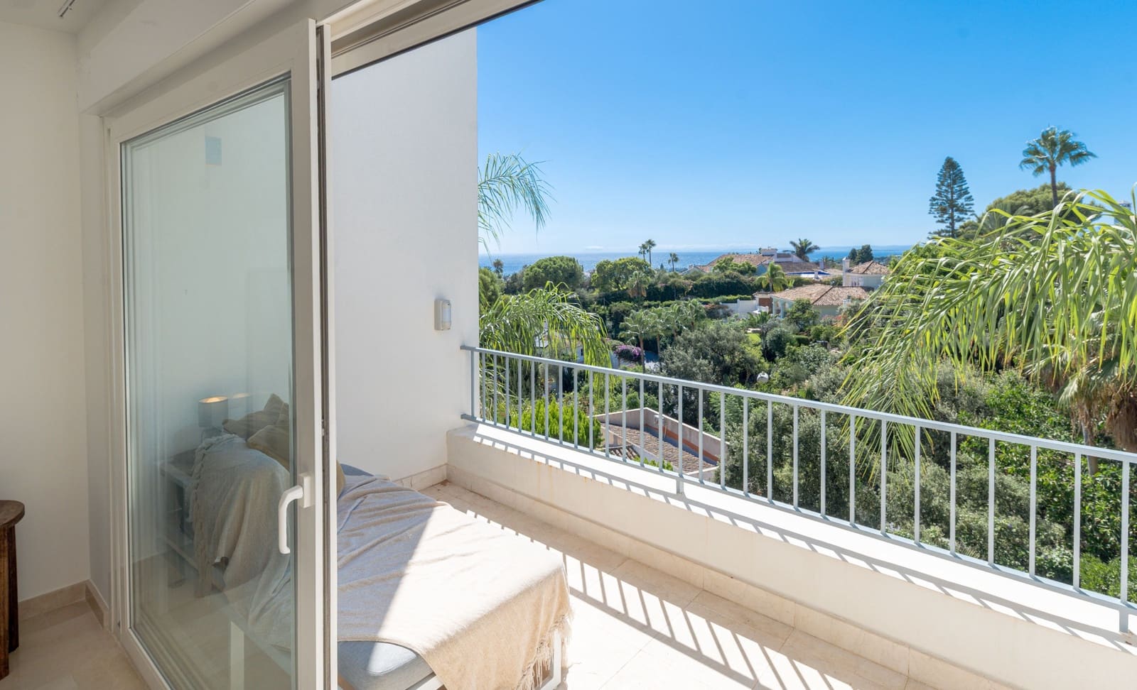 4 soveværelse Villa til salg i Marbella med swimmingpool garage - € 2.450.000 (Ref: 10157630)