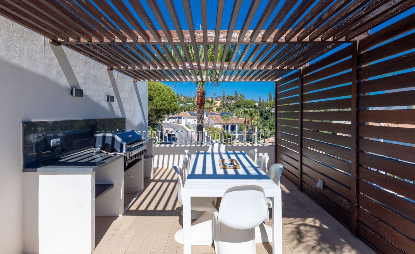 4 soveværelse Villa til salg i Marbella med swimmingpool garage - € 2.450.000 (Ref: 10157630)