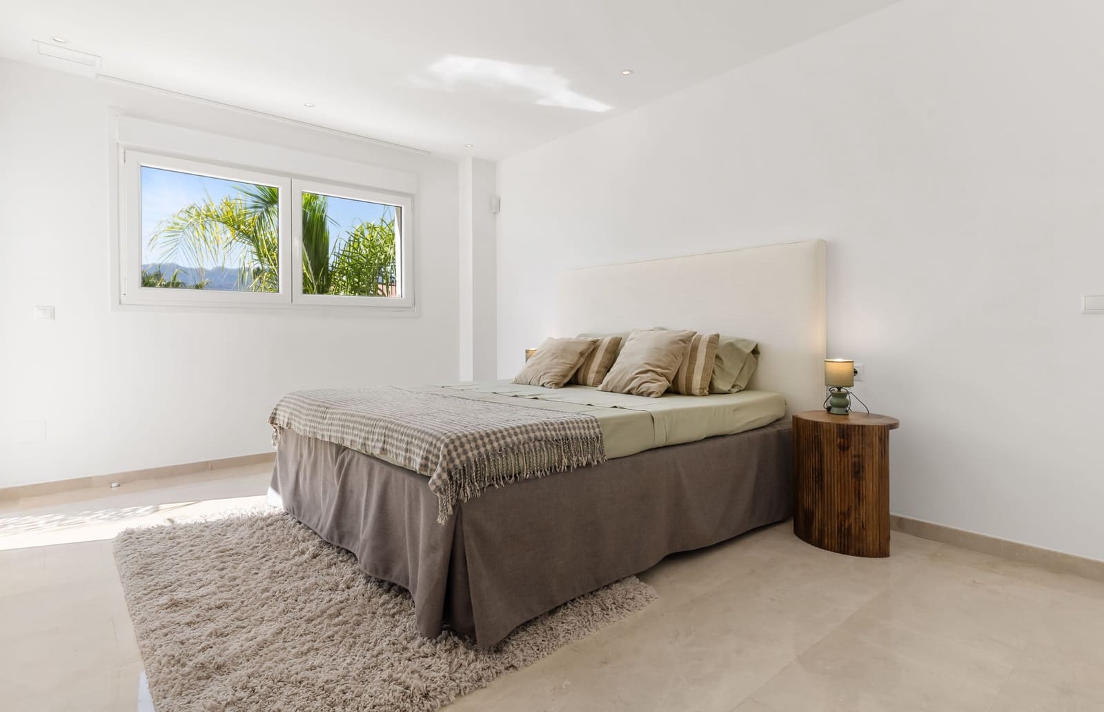 4 soveværelse Villa til salg i Marbella med swimmingpool garage - € 2.450.000 (Ref: 10157630)