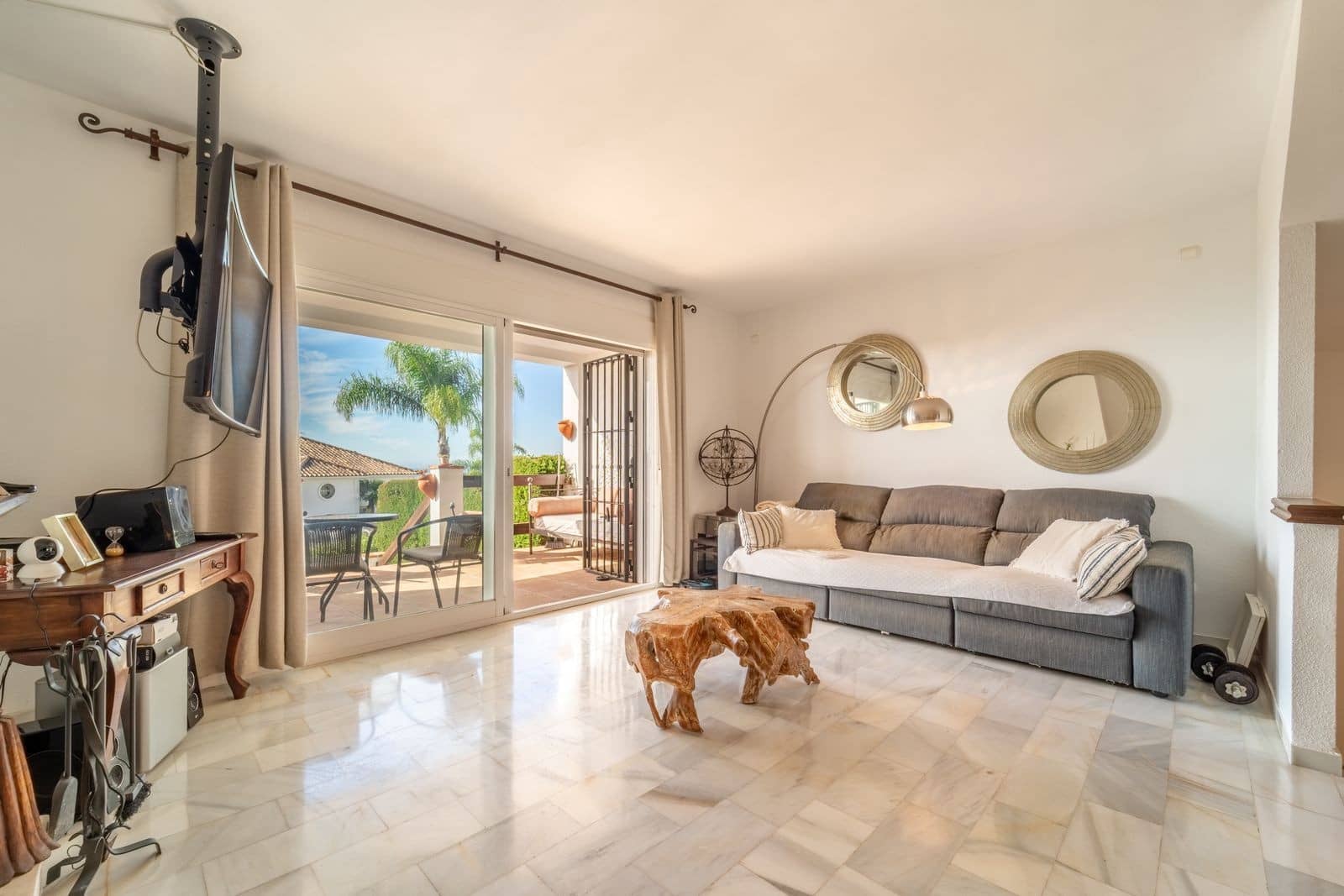 3 bedroom Townhouse for sale in Marbella with pool garage - € 875,000 (Ref: 10168421)