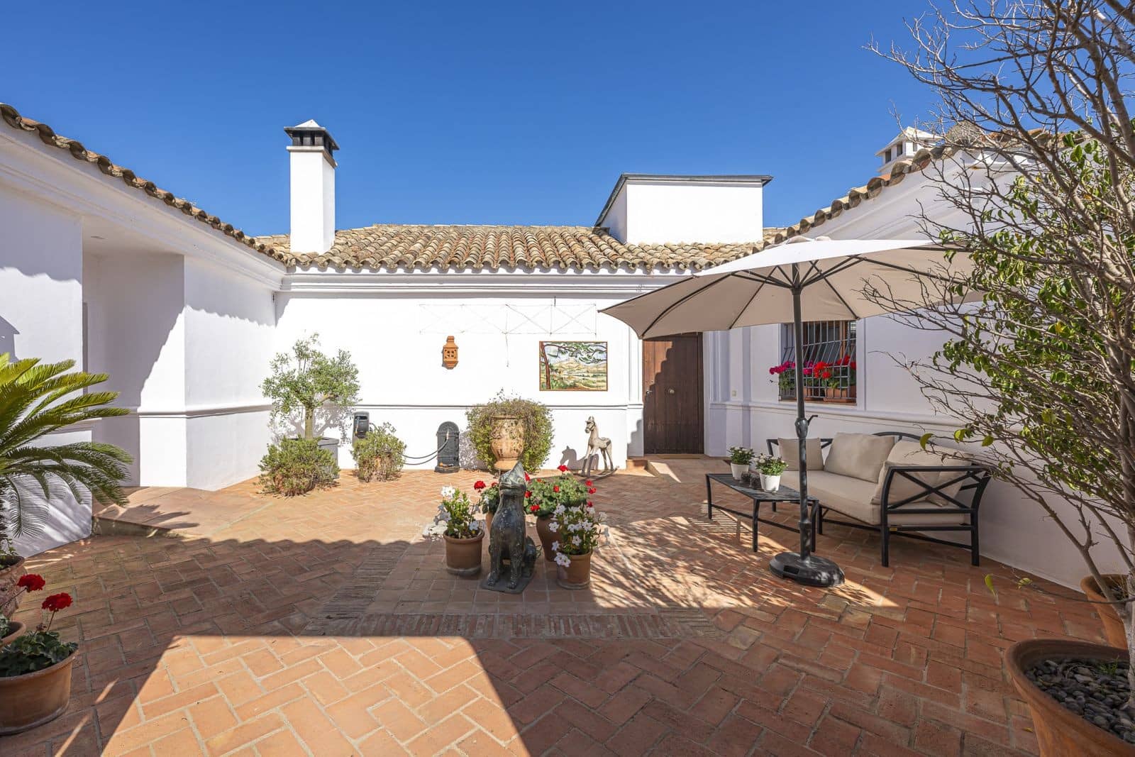 Chalet de 6 habitaciones en Sotogrande en venta con piscina garaje - 1.795.000 € (Ref: 10168427)