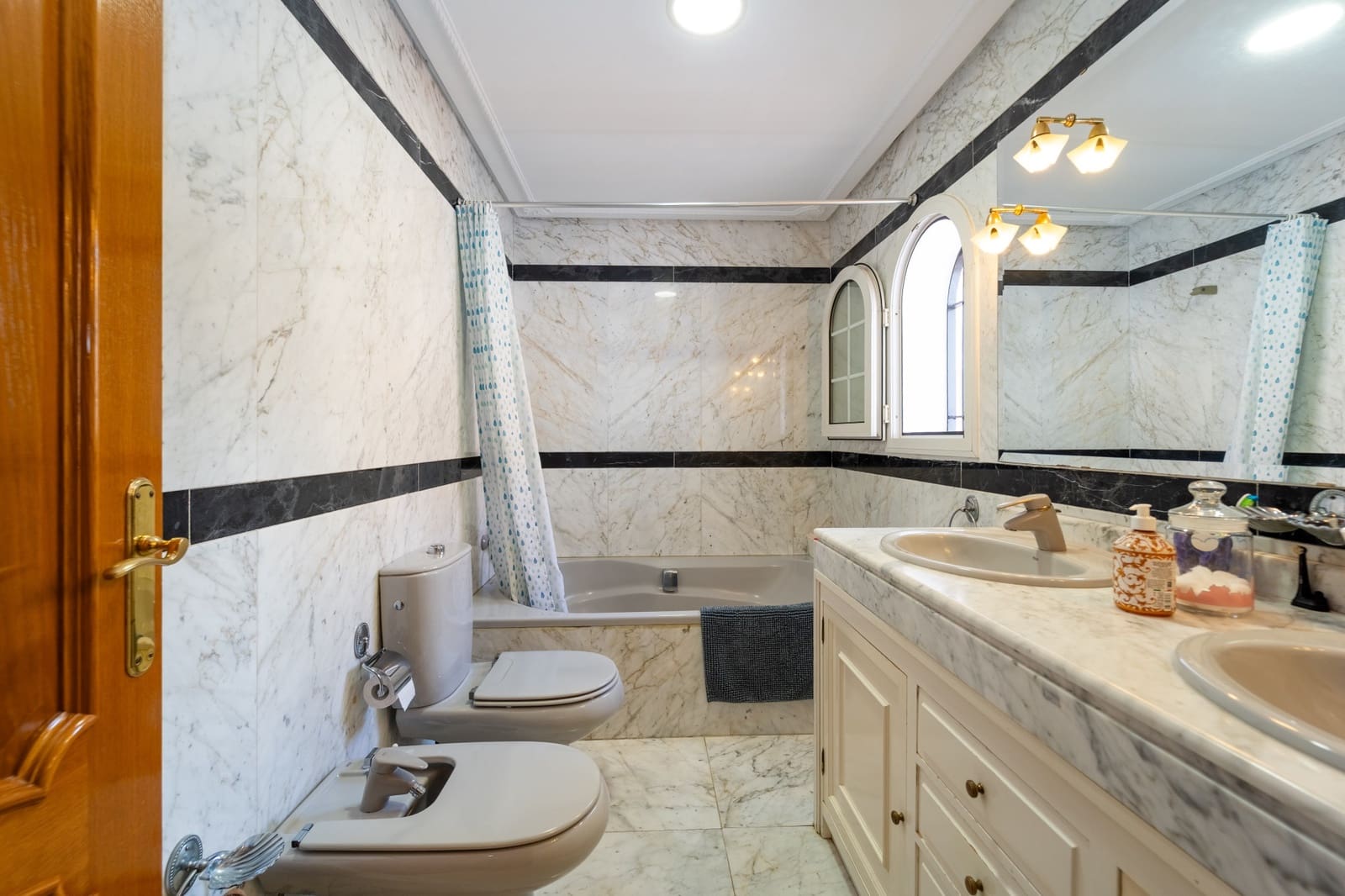 5 soverom Villa til salgs i Fuengirola med garasje - € 895 000 (Ref: 10171232)