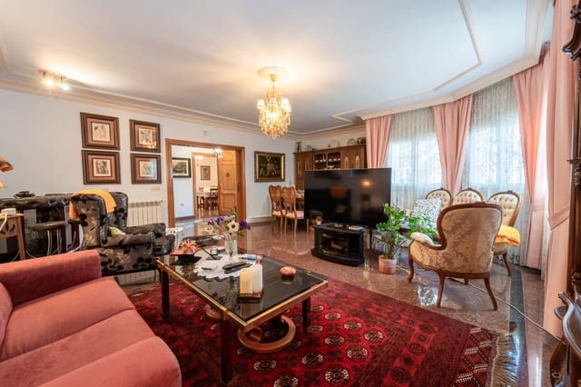 5 soveværelse Villa til salg i Fuengirola med garage - € 895.000 (Ref: 10171232)