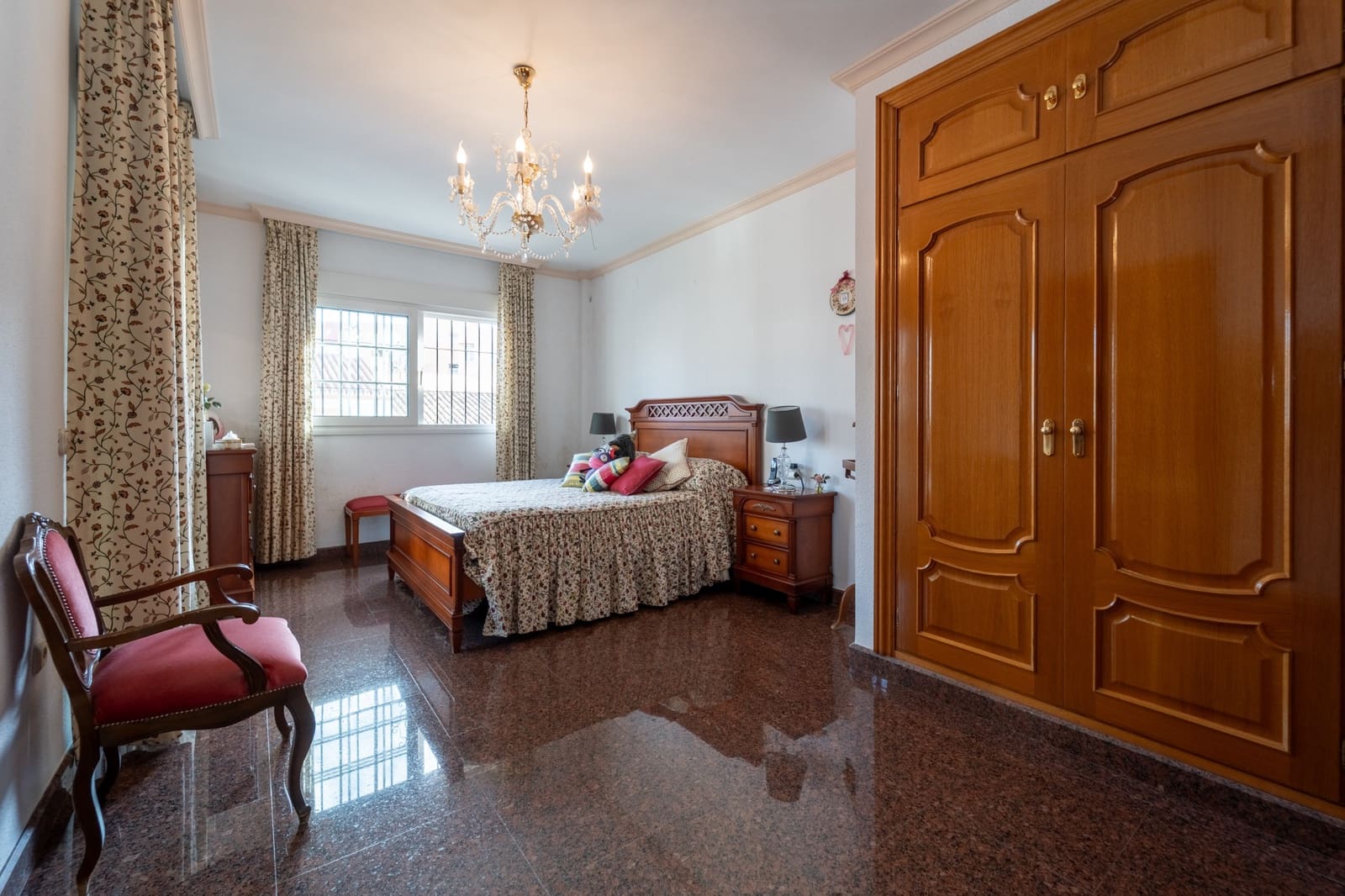 5 soverom Villa til salgs i Fuengirola med garasje - € 895 000 (Ref: 10171232)