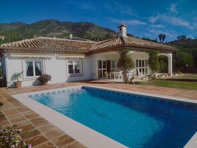 4 slaapkamer Villa te koop in Mijas met zwembad garage - € 995.000 (Ref: 10176911)