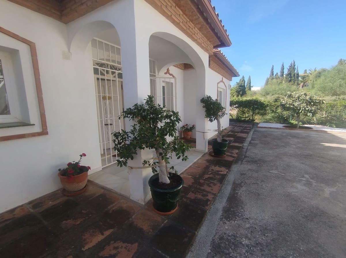4 slaapkamer Villa te koop in Mijas met zwembad garage - € 995.000 (Ref: 10176911)