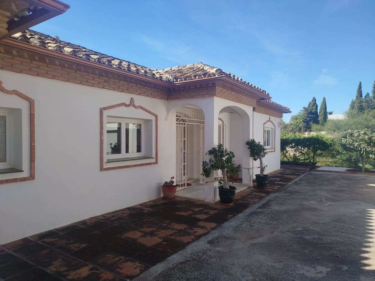 4 slaapkamer Villa te koop in Mijas met zwembad garage - € 995.000 (Ref: 10176911)